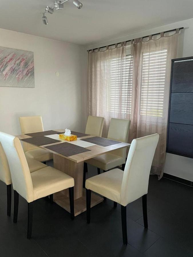 הוילה Haag Luxury House With Big Garden And Mountain View מראה חיצוני תמונה